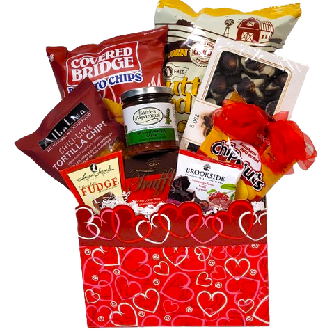 Celebrate love this Valentine's Day with our Sweet & Salty gift basket. This thoughtful selection of treats offers the perfect balance of indulgent sweetness and satisfying saltiness. Treat your special someone this Valentine's Day with our irresistible treats.